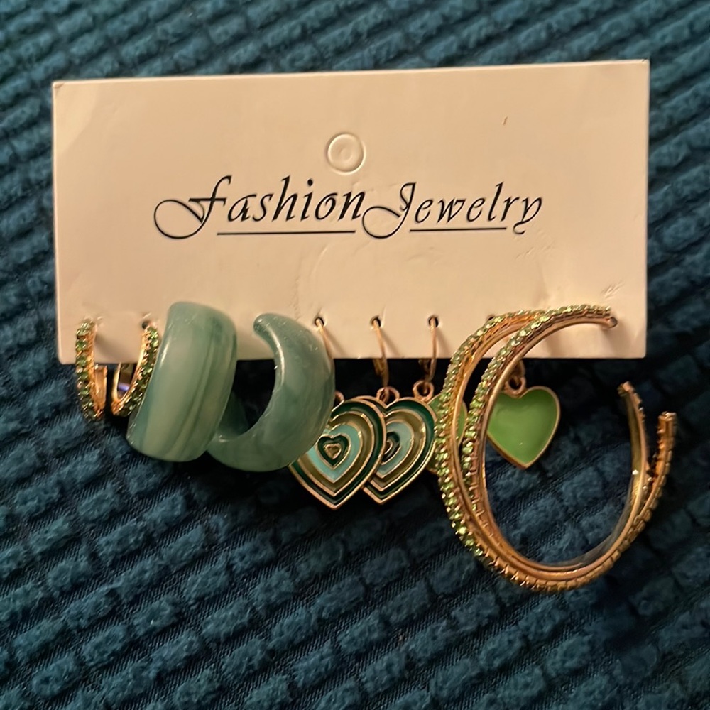 GREEN HOOPS!